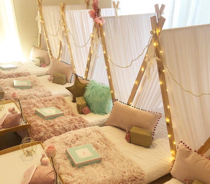 8 Sacchetti Regalo Per Festa Pigiama Teepee Glamper: Borse Per Bomboniere Formato 20x15 Cm, Tema Stelle