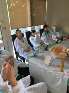 kids-pamper-party-facials